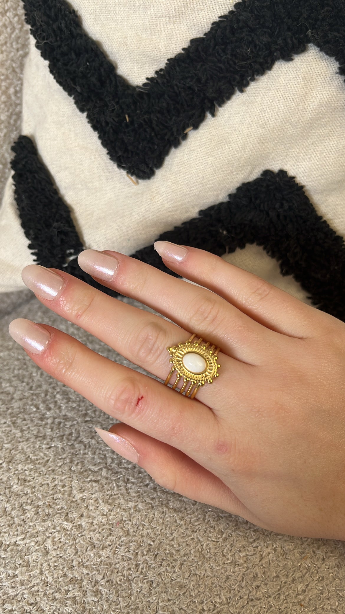 Bague pierre blanche